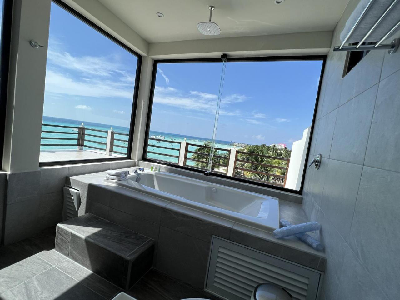 Cuxos Hotel Beachfront Isla Mujeres Zewnętrze zdjęcie